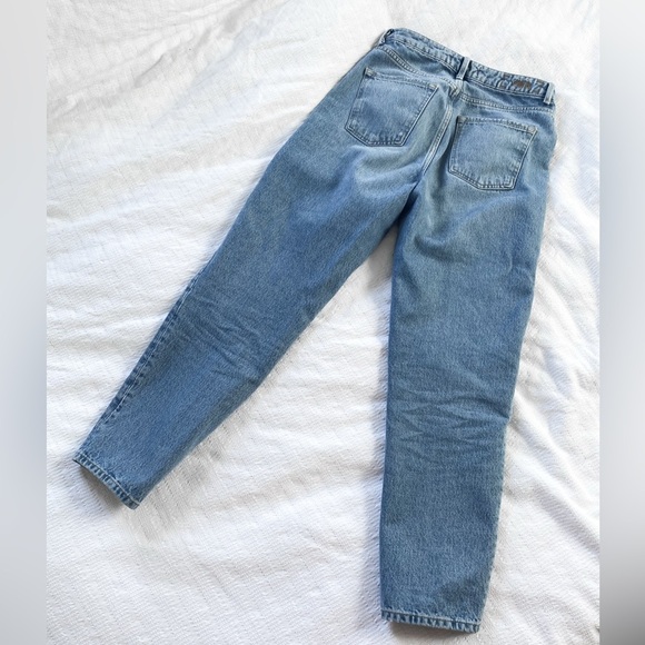 Zara High Waist Straight Jeans, Light Wash, Size 4, 100% Cotton - Picture 7 of 9